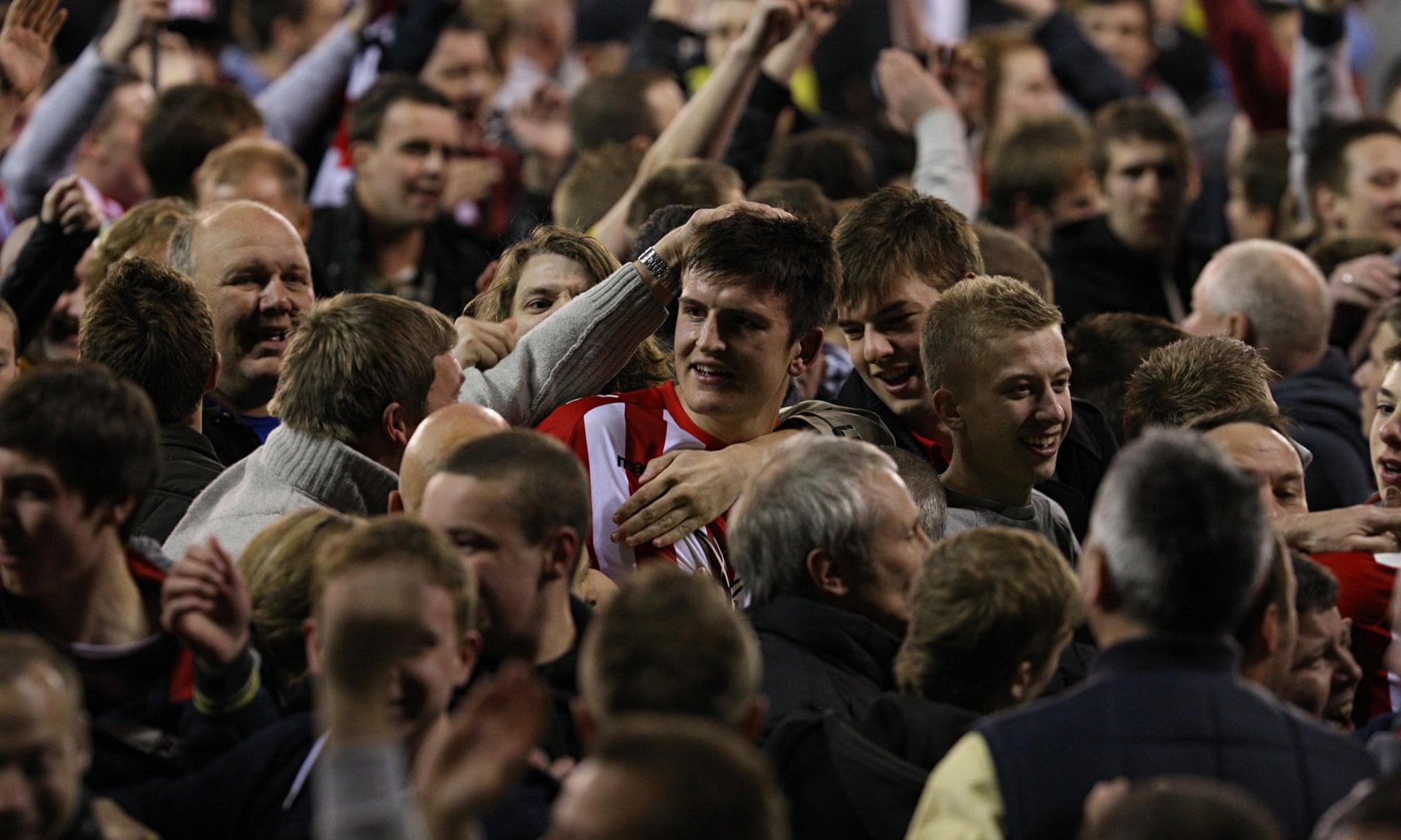 显得极为重 显得极为重